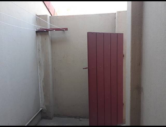 3 BEDROOM APARTMENT FOR SALE IN SASOLBURG CENTRAL